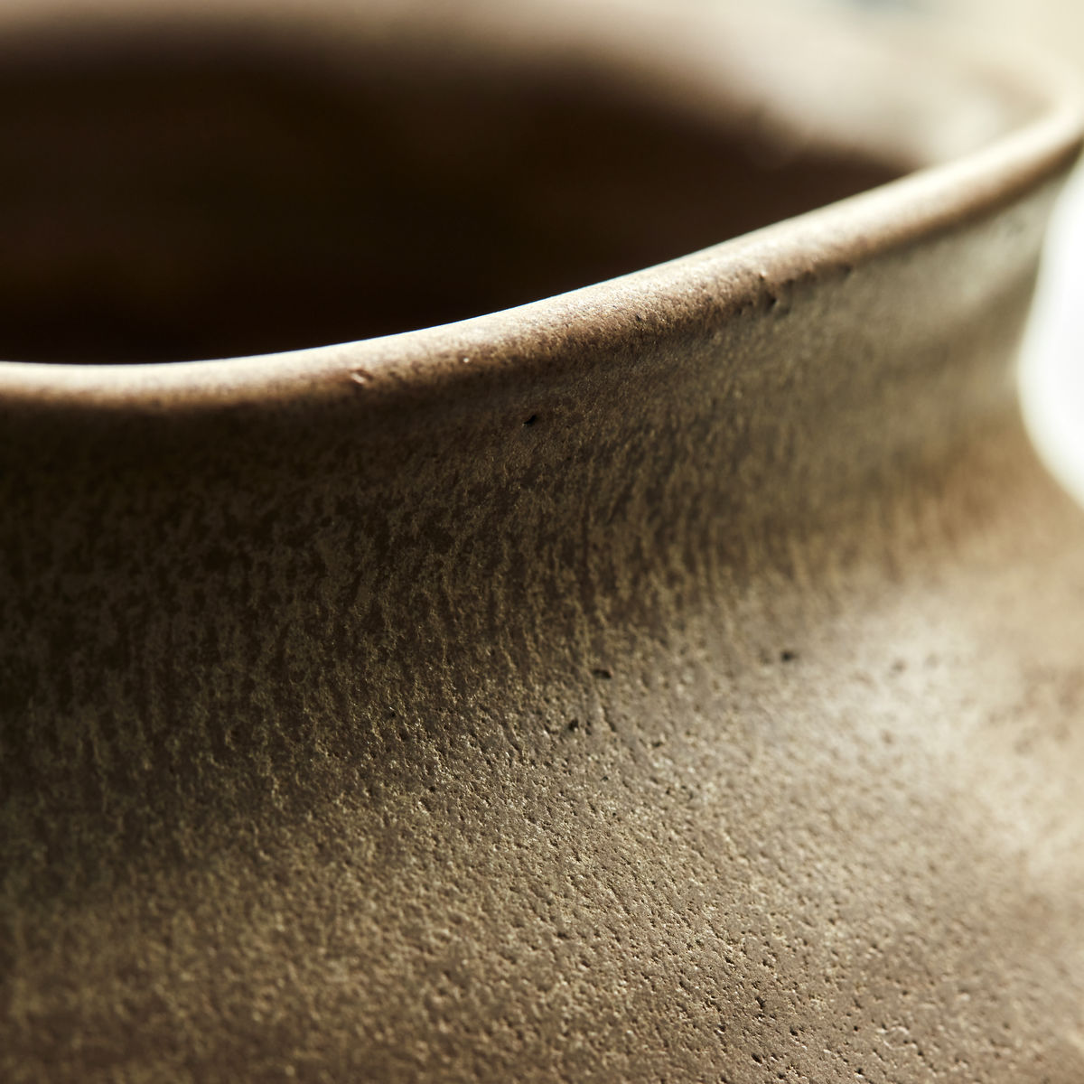 Große Vase Jule in Ocker